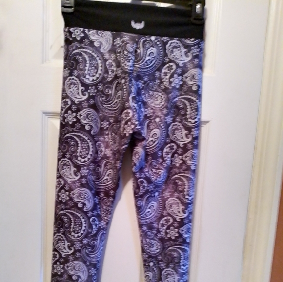 Paisley Leggings - Picture 2 of 5